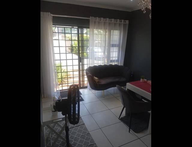 1 BEDROOM PROPERTY TO RENT IN UMHLANGA ROCKS